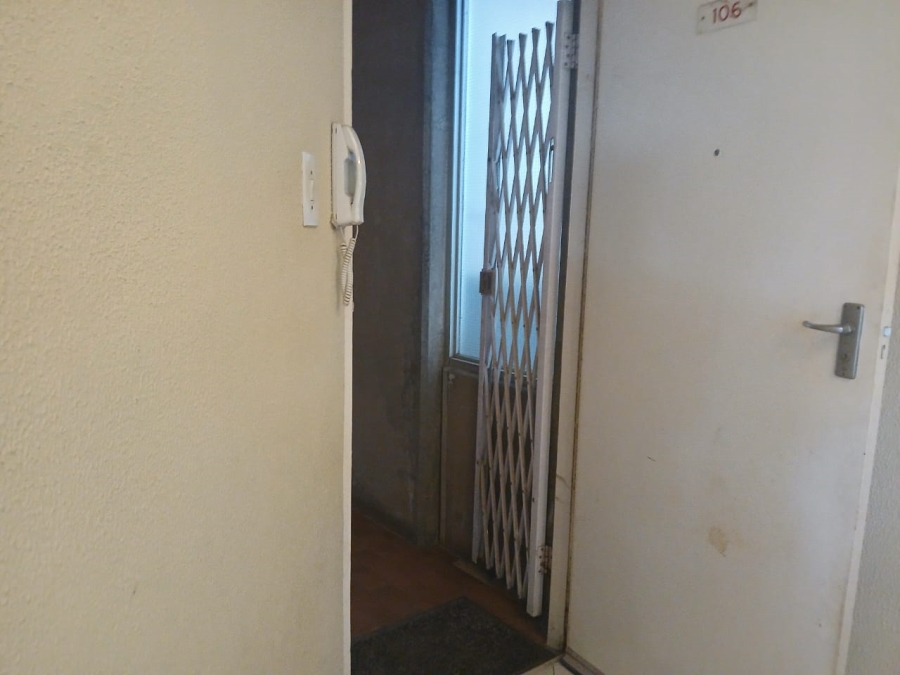 2 Bedroom Property for Sale in Primrose Hill Gauteng