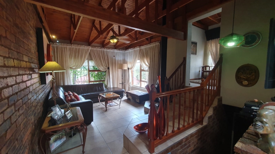 3 Bedroom Property for Sale in Mulbarton Gauteng