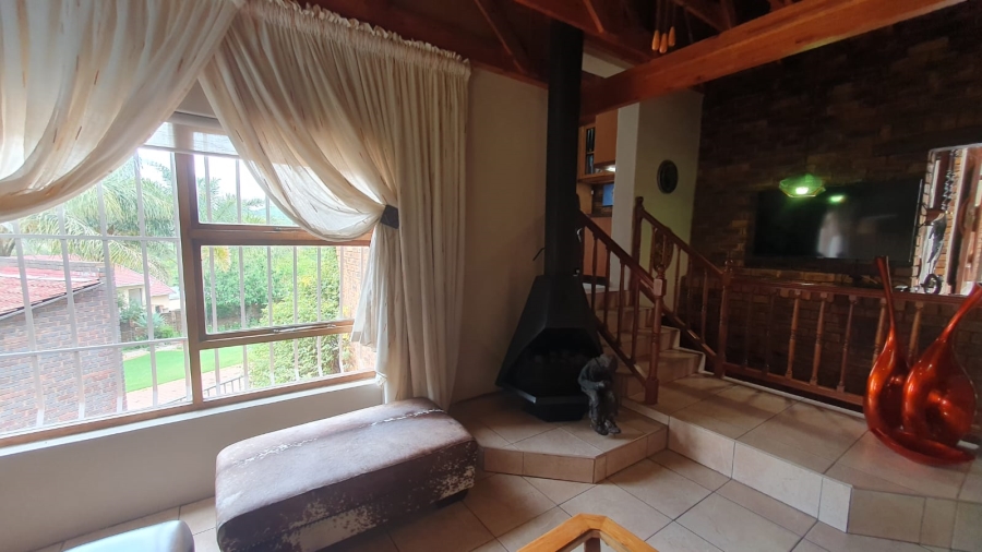3 Bedroom Property for Sale in Mulbarton Gauteng