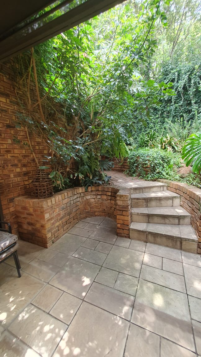 3 Bedroom Property for Sale in Mulbarton Gauteng