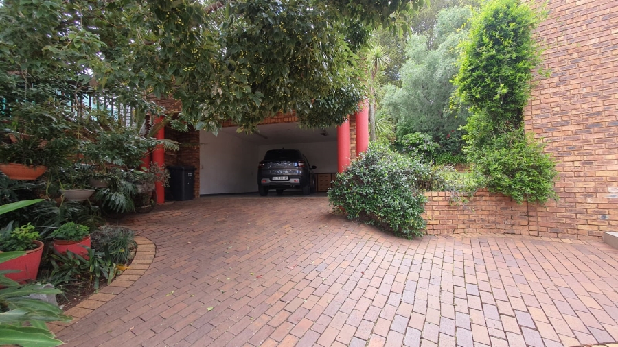 3 Bedroom Property for Sale in Mulbarton Gauteng