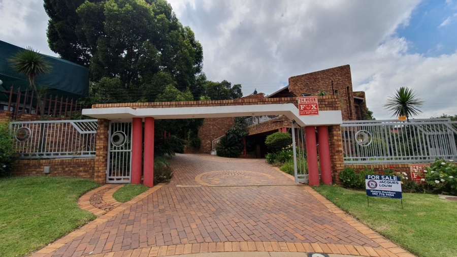 3 Bedroom Property for Sale in Mulbarton Gauteng