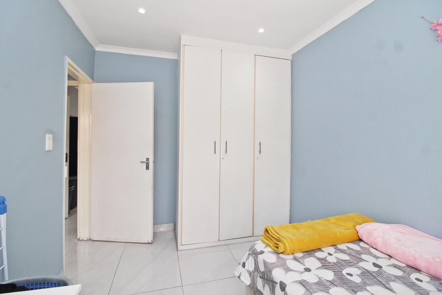 2 Bedroom Property for Sale in Klopperpark Gauteng