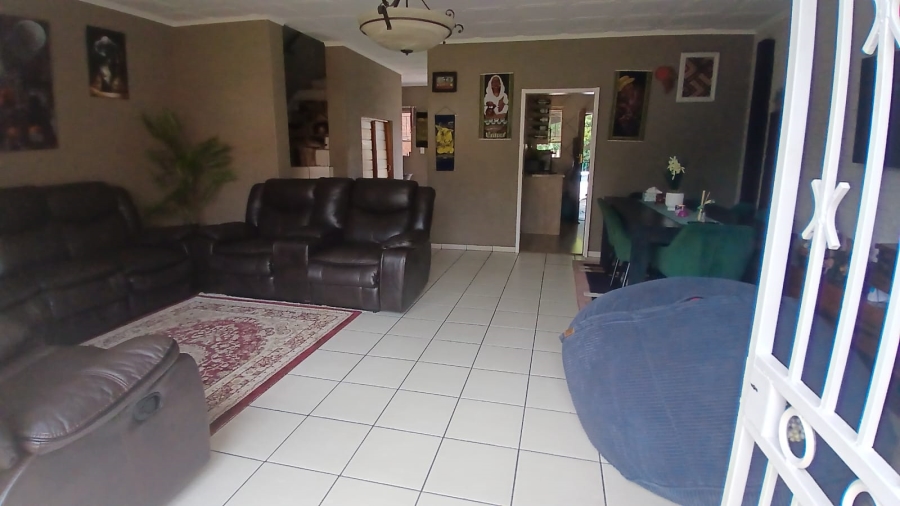 3 Bedroom Property for Sale in Primrose Hill Gauteng