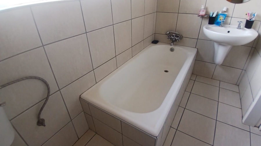 3 Bedroom Property for Sale in Primrose Hill Gauteng