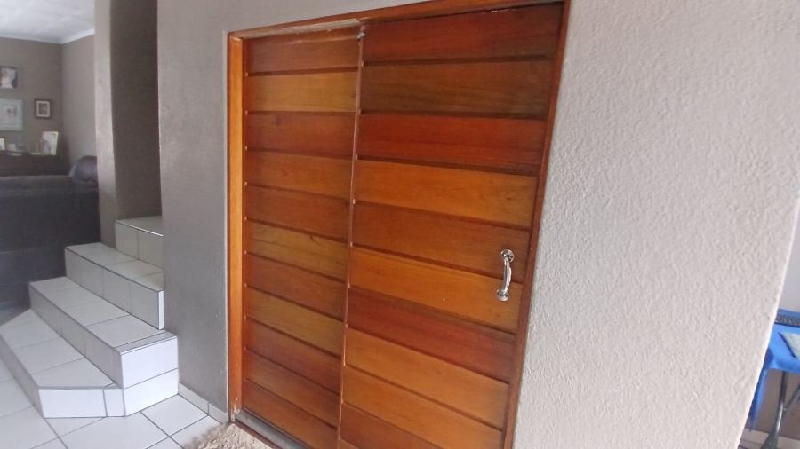 3 Bedroom Property for Sale in Primrose Hill Gauteng