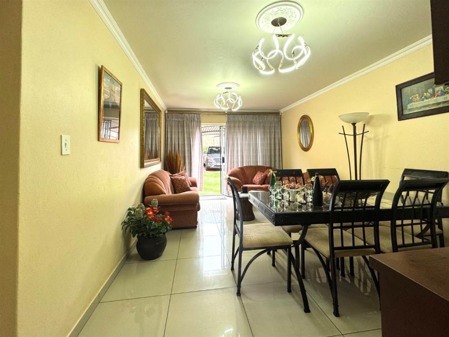 3 Bedroom Property for Sale in South Crest Gauteng