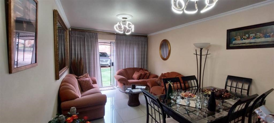 3 Bedroom Property for Sale in South Crest Gauteng