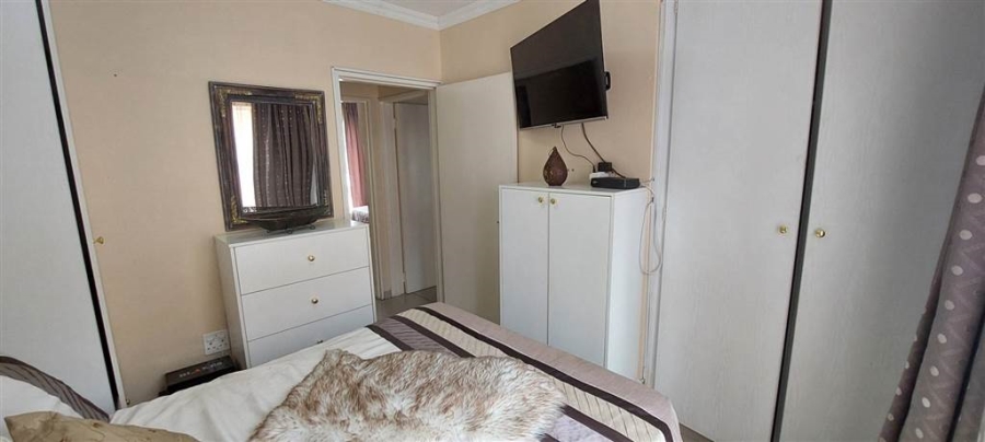 3 Bedroom Property for Sale in South Crest Gauteng