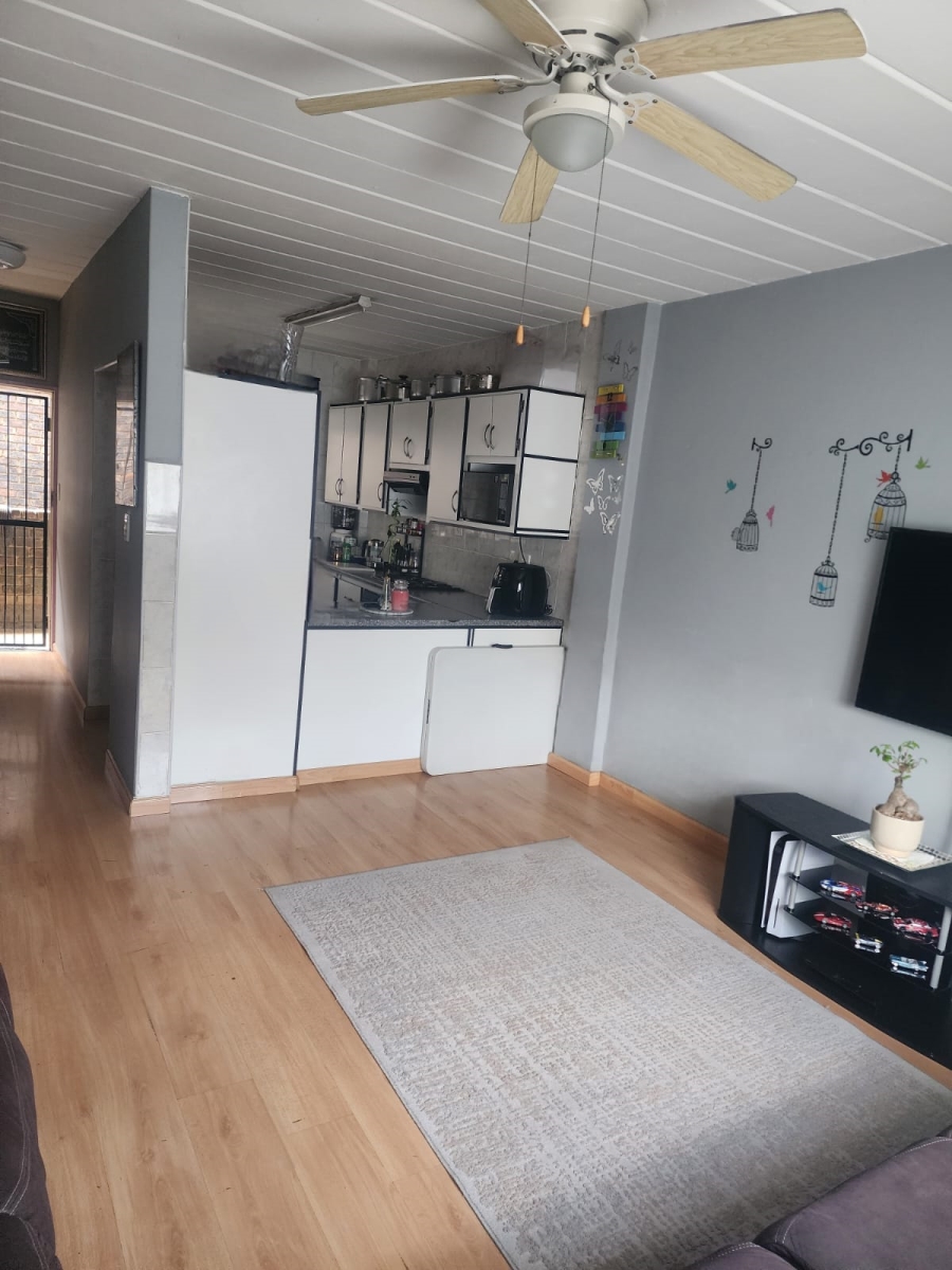 2 Bedroom Property for Sale in Croydon Gauteng