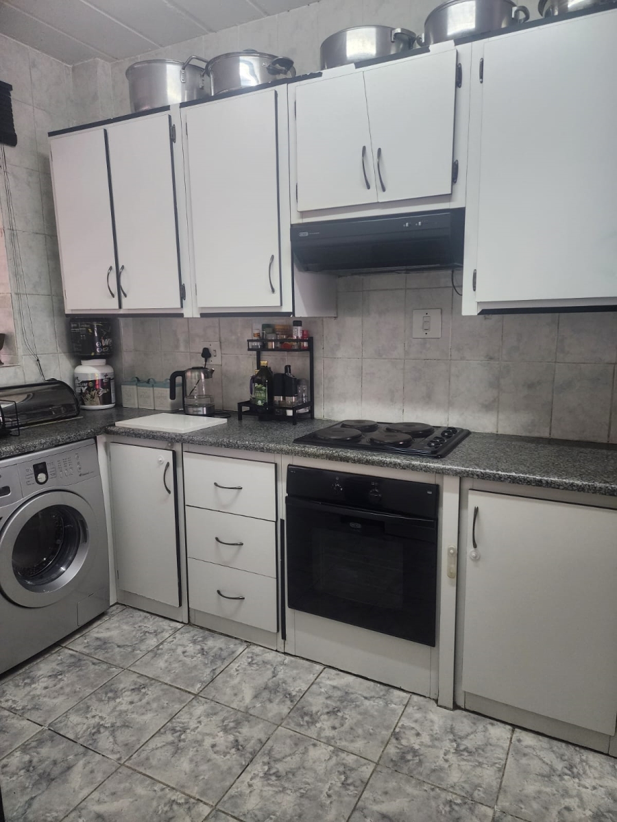 2 Bedroom Property for Sale in Croydon Gauteng