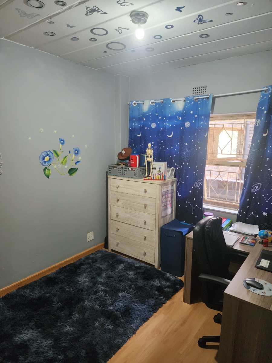 2 Bedroom Property for Sale in Croydon Gauteng