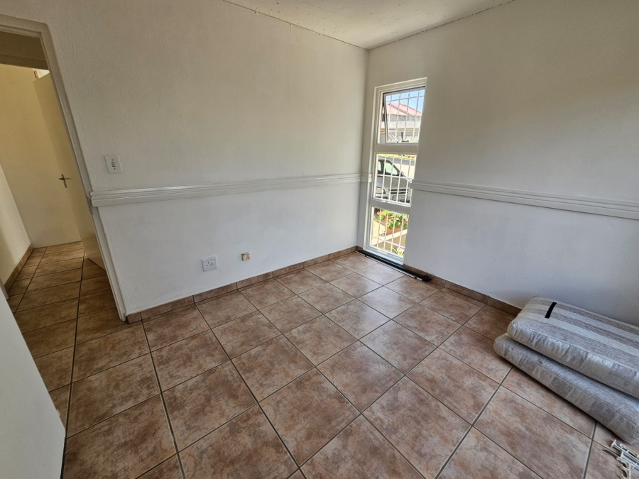 3 Bedroom Property for Sale in South Crest Gauteng