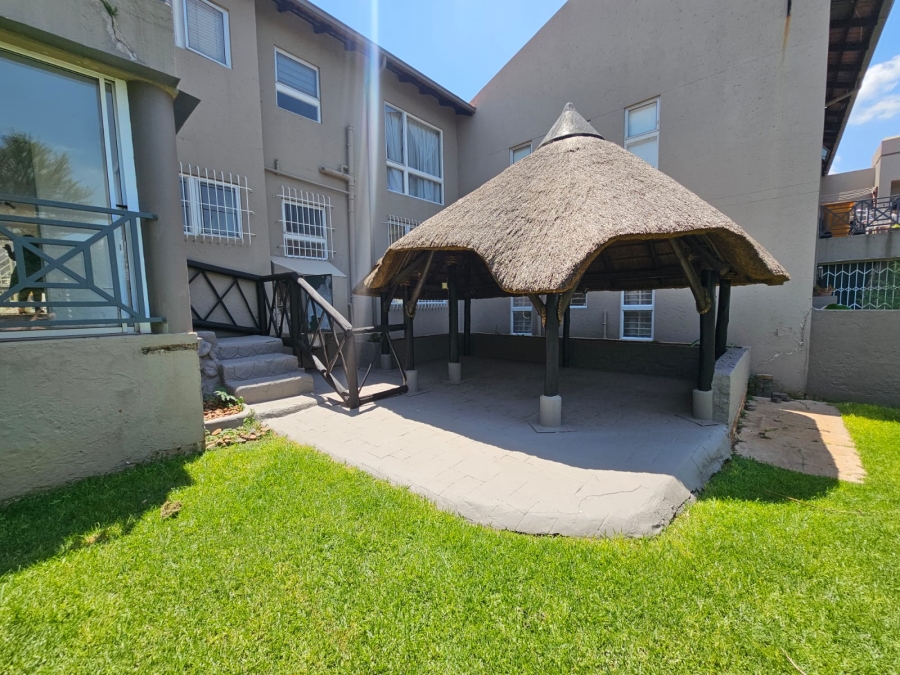 3 Bedroom Property for Sale in South Crest Gauteng