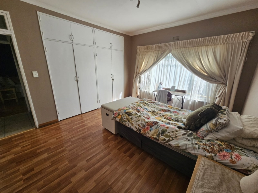 3 Bedroom Property for Sale in South Crest Gauteng