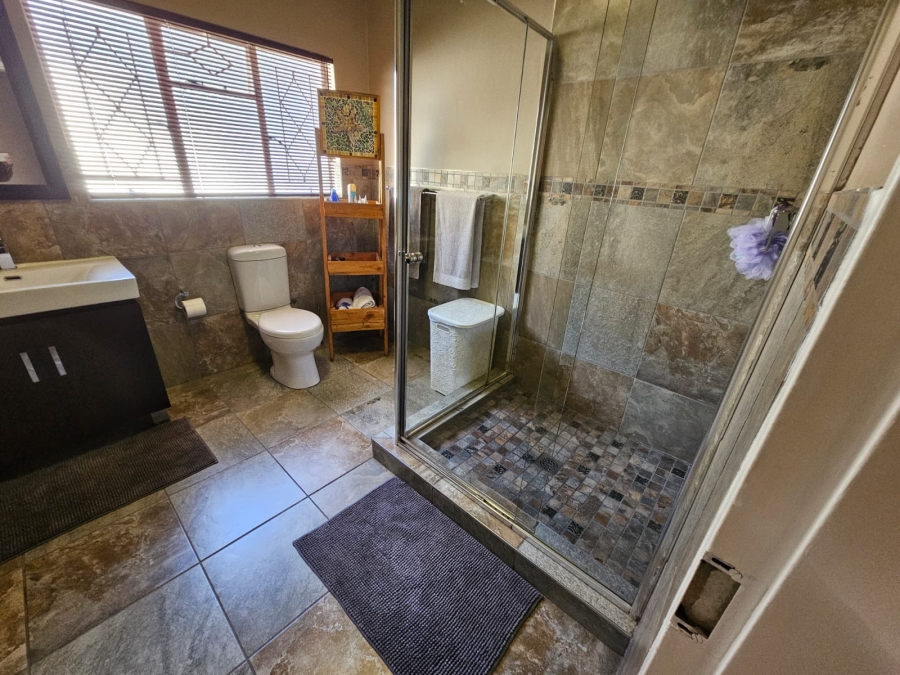 3 Bedroom Property for Sale in South Crest Gauteng