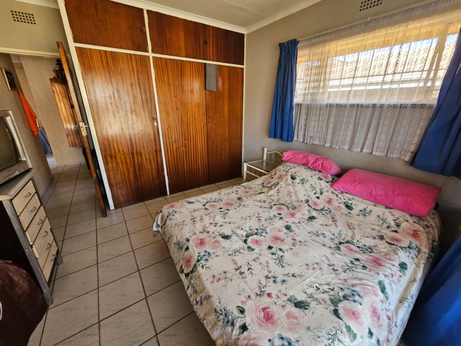 3 Bedroom Property for Sale in Florentia Gauteng