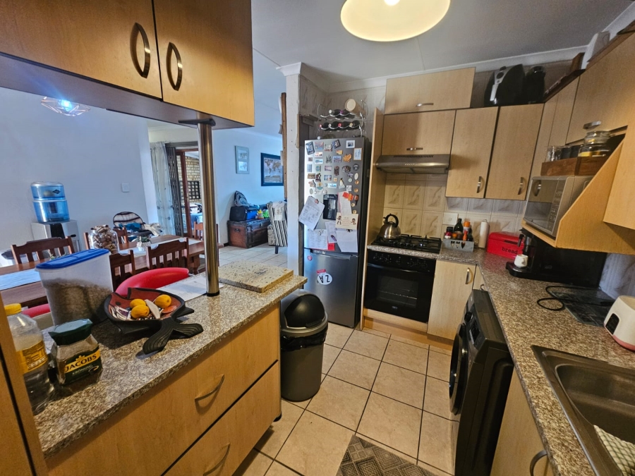 3 Bedroom Property for Sale in New Redruth Gauteng