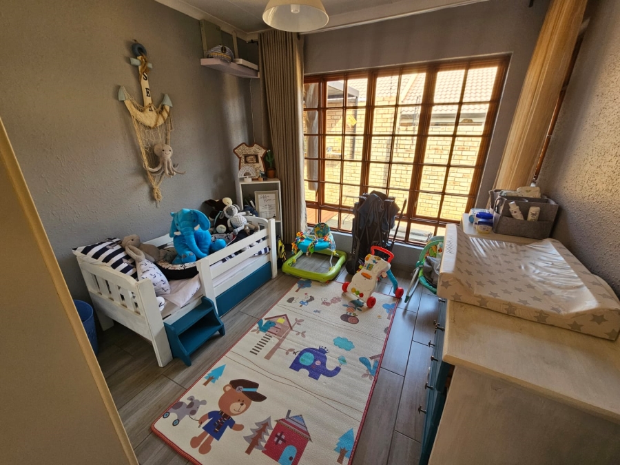 3 Bedroom Property for Sale in New Redruth Gauteng