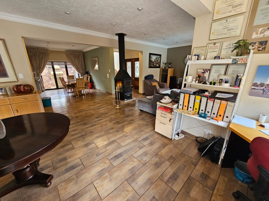 3 Bedroom Property for Sale in Meyersdal Gauteng