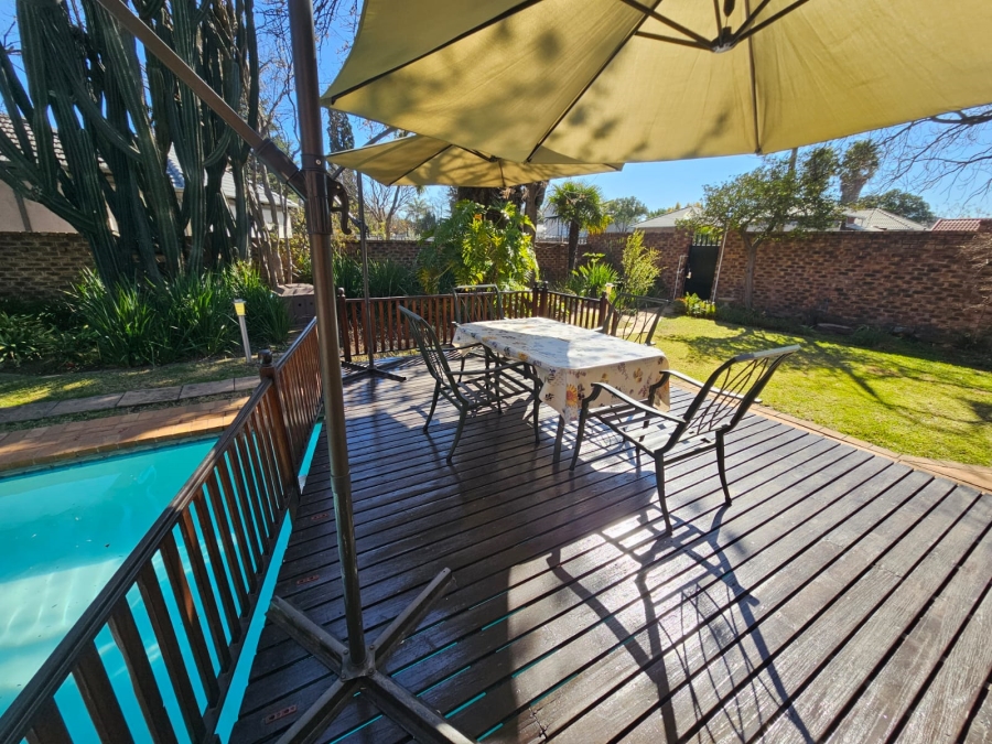 4 Bedroom Property for Sale in Brackenhurst Gauteng