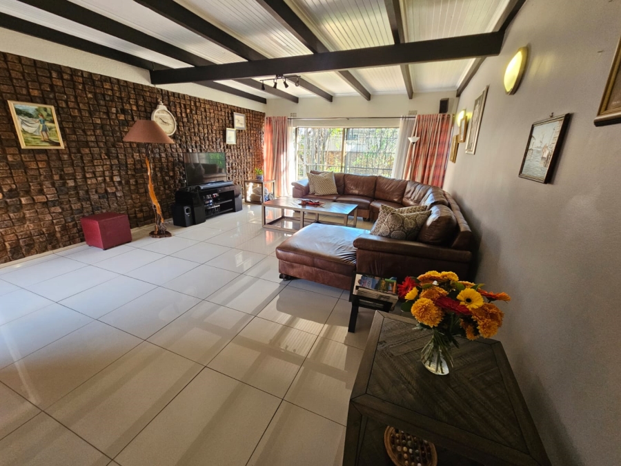 4 Bedroom Property for Sale in Brackenhurst Gauteng