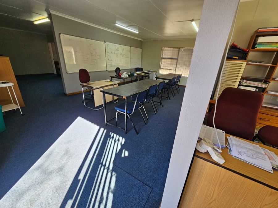 4 Bedroom Property for Sale in Brackenhurst Gauteng