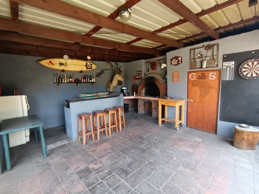 3 Bedroom Property for Sale in Brackendowns Gauteng