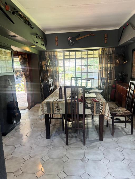3 Bedroom Property for Sale in Brackendowns Gauteng