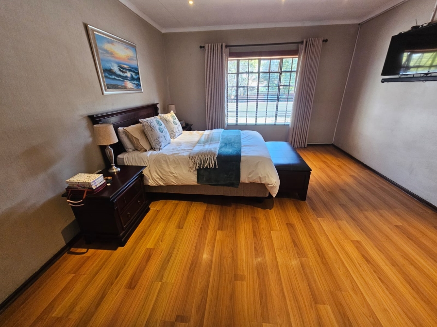4 Bedroom Property for Sale in Brackendowns Gauteng