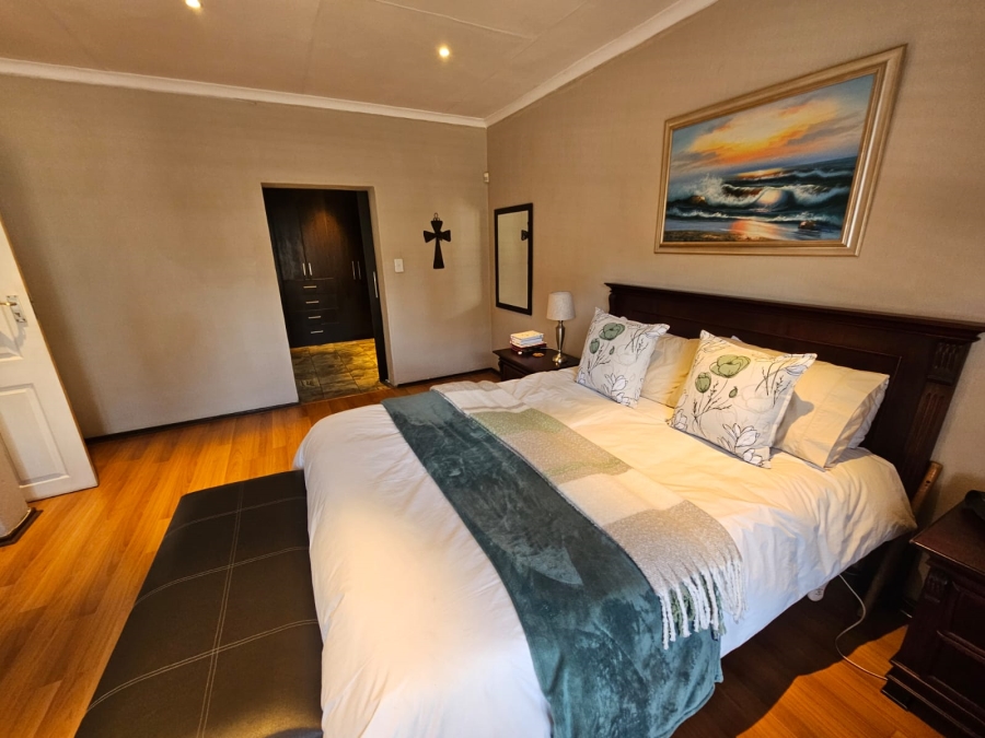 4 Bedroom Property for Sale in Brackendowns Gauteng