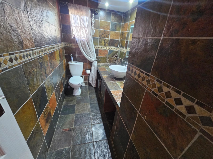 4 Bedroom Property for Sale in Brackendowns Gauteng