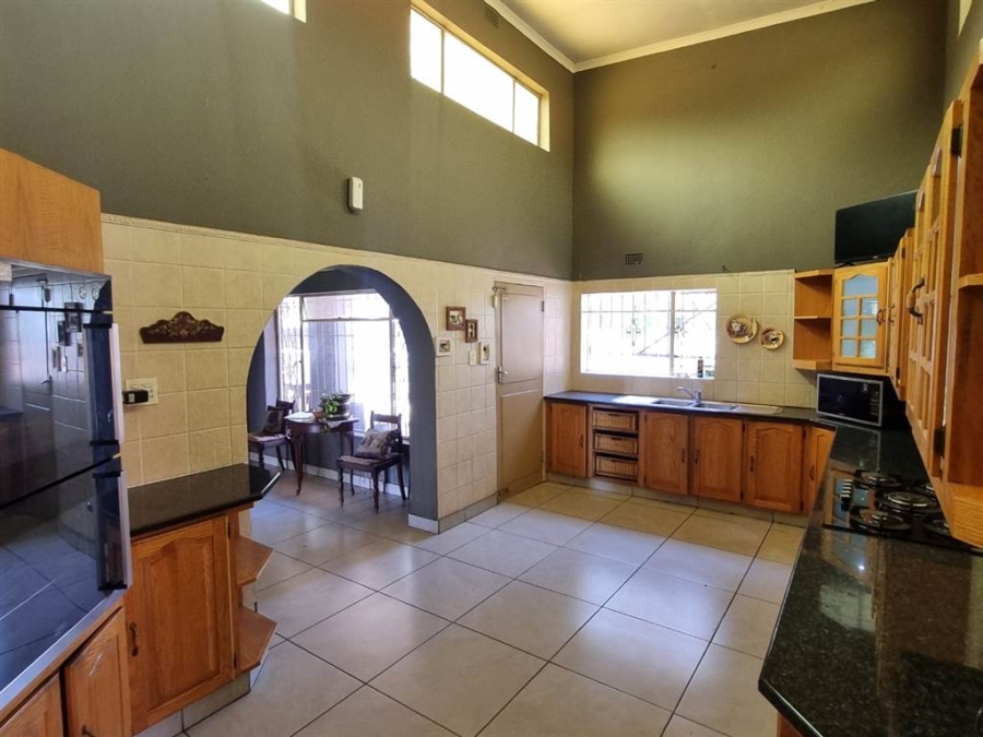 3 Bedroom Property for Sale in Brackenhurst Gauteng