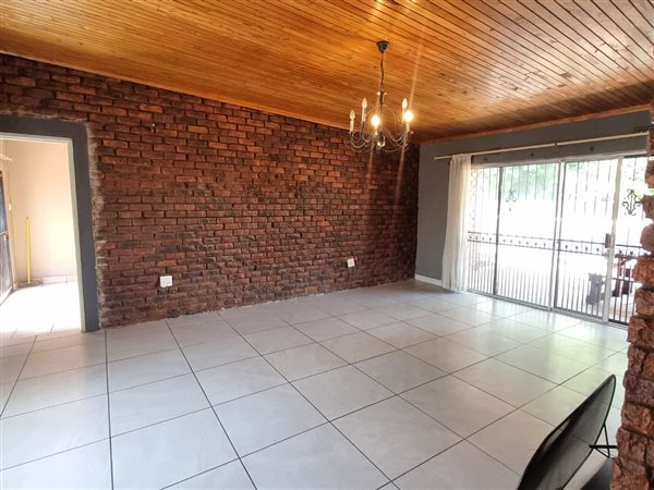 3 Bedroom Property for Sale in Brackenhurst Gauteng