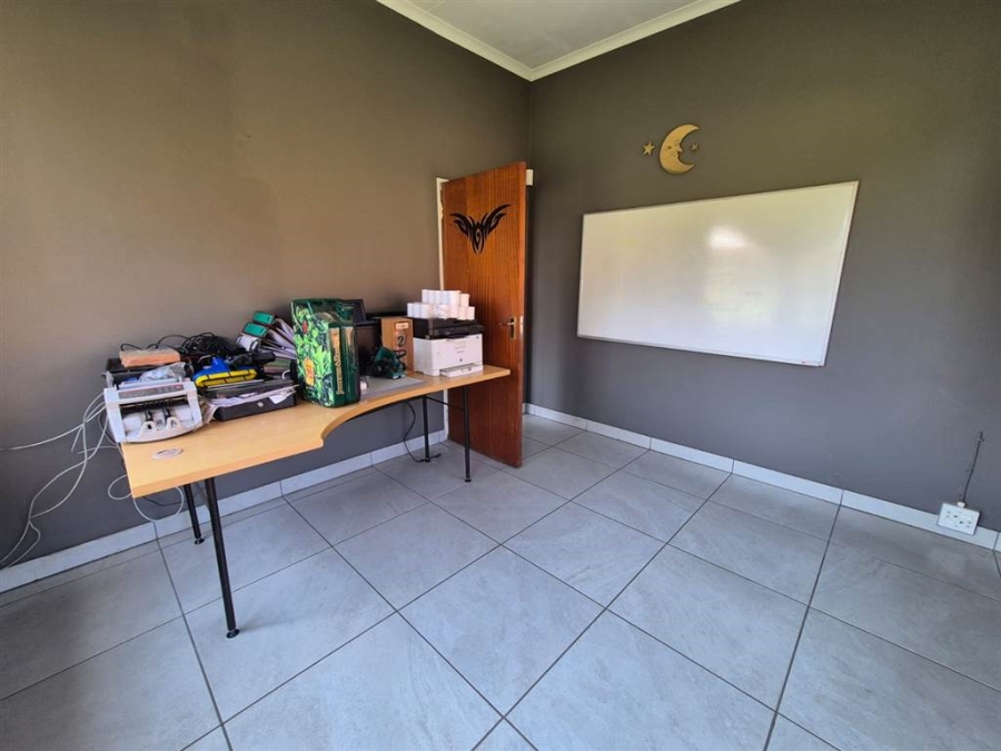 3 Bedroom Property for Sale in Brackenhurst Gauteng