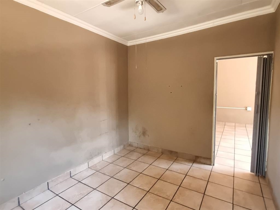 3 Bedroom Property for Sale in Brackenhurst Gauteng