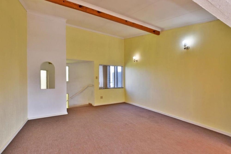 4 Bedroom Property for Sale in Brackenhurst Gauteng