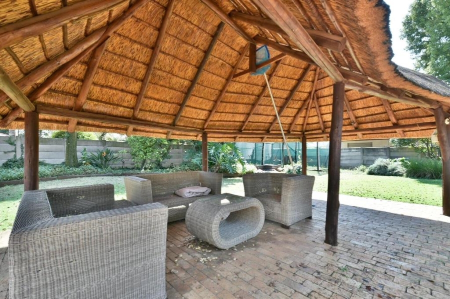 4 Bedroom Property for Sale in Brackenhurst Gauteng