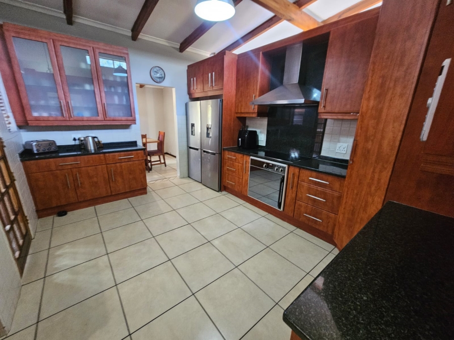4 Bedroom Property for Sale in Verwoerdpark Gauteng