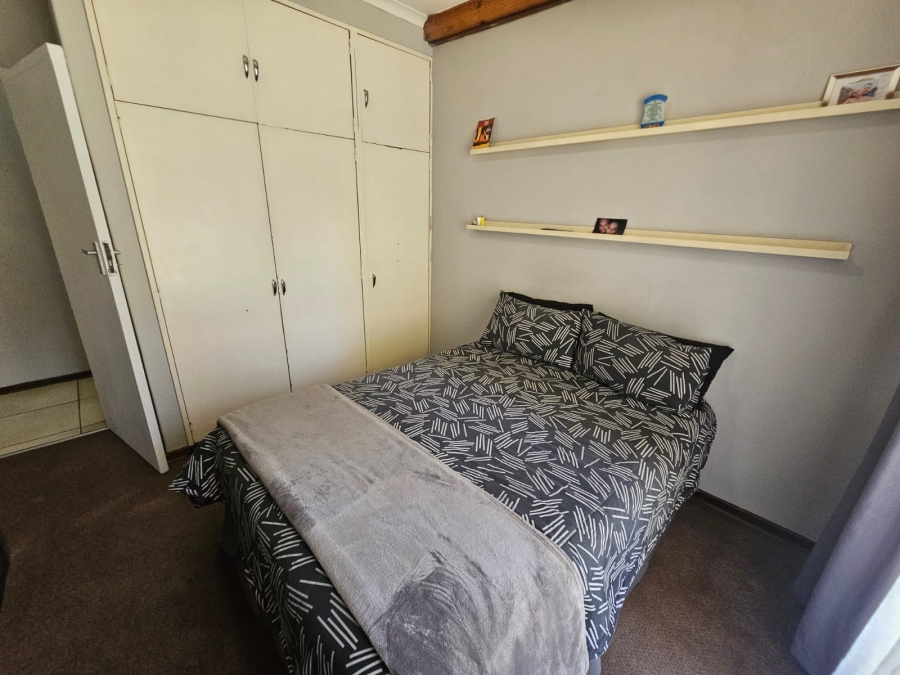 4 Bedroom Property for Sale in Verwoerdpark Gauteng