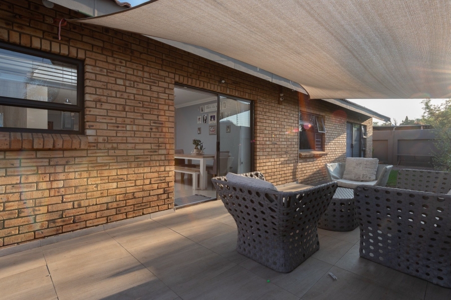 3 Bedroom Property for Sale in Raceview Gauteng