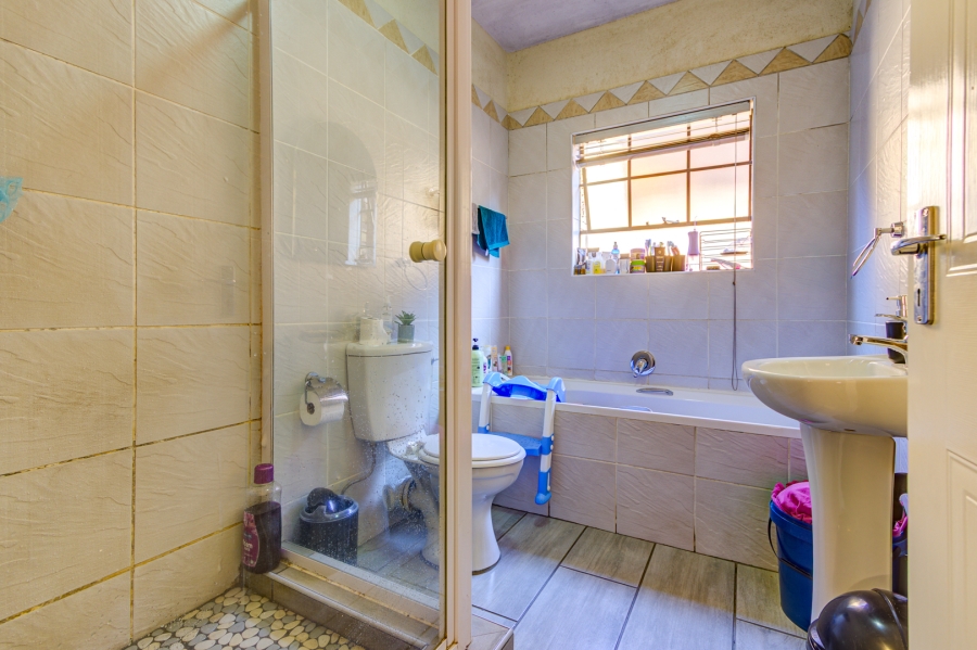 2 Bedroom Property for Sale in Union Gauteng