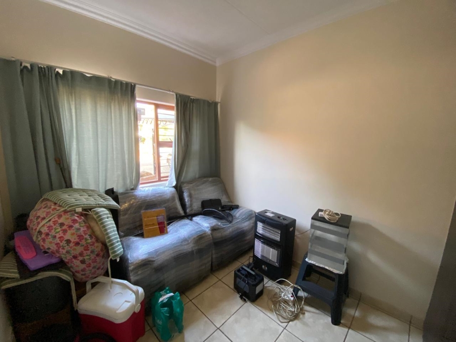 To Let 3 Bedroom Property for Rent in Pretorius Park Gauteng