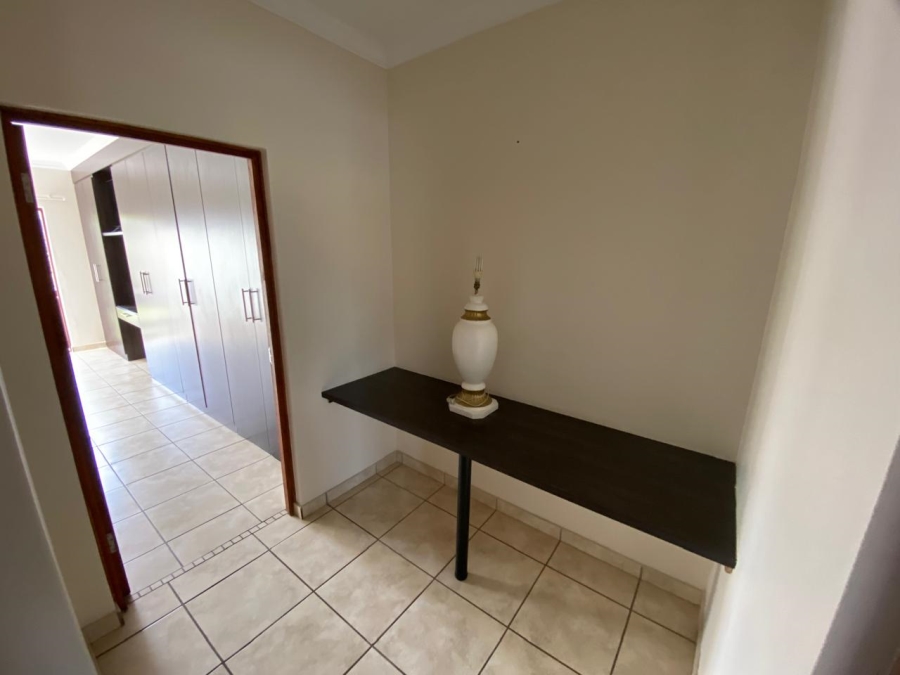 To Let 3 Bedroom Property for Rent in Pretorius Park Gauteng