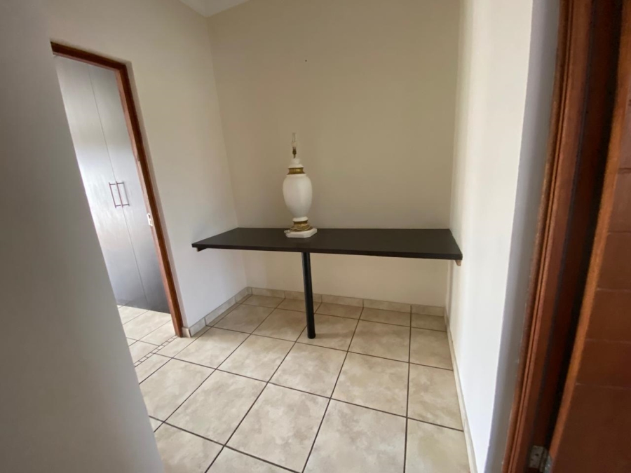 To Let 3 Bedroom Property for Rent in Pretorius Park Gauteng