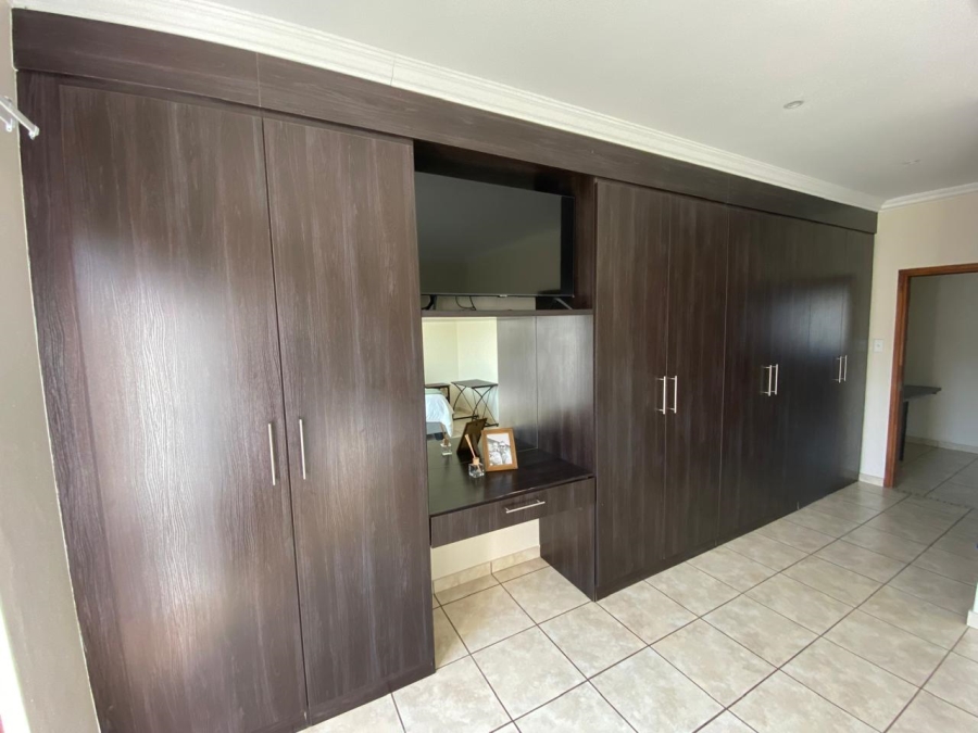 To Let 3 Bedroom Property for Rent in Pretorius Park Gauteng