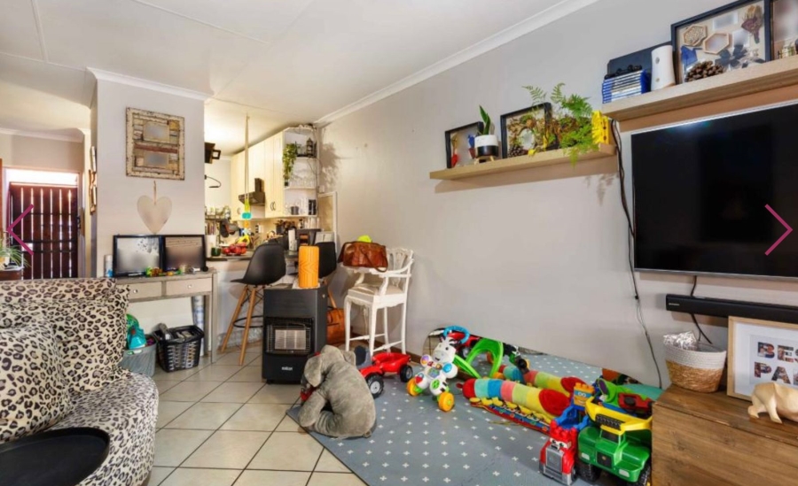 To Let 3 Bedroom Property for Rent in Moreleta Park Gauteng