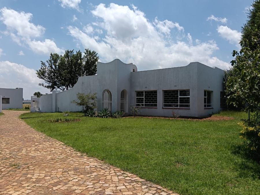 4 Bedroom Property for Sale in Hillside Gauteng