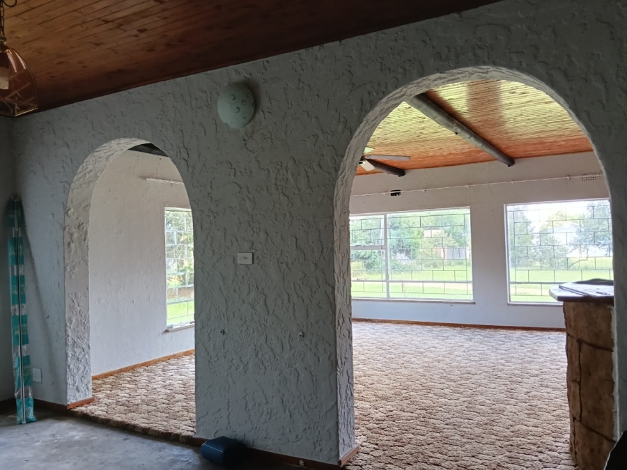 4 Bedroom Property for Sale in Hillside Gauteng