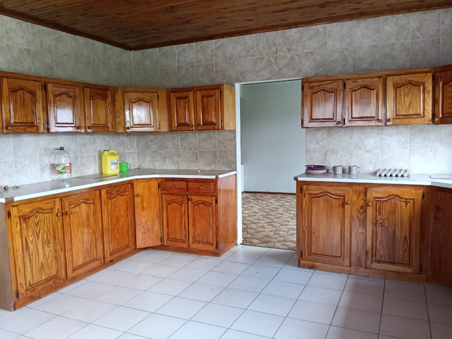 4 Bedroom Property for Sale in Hillside Gauteng